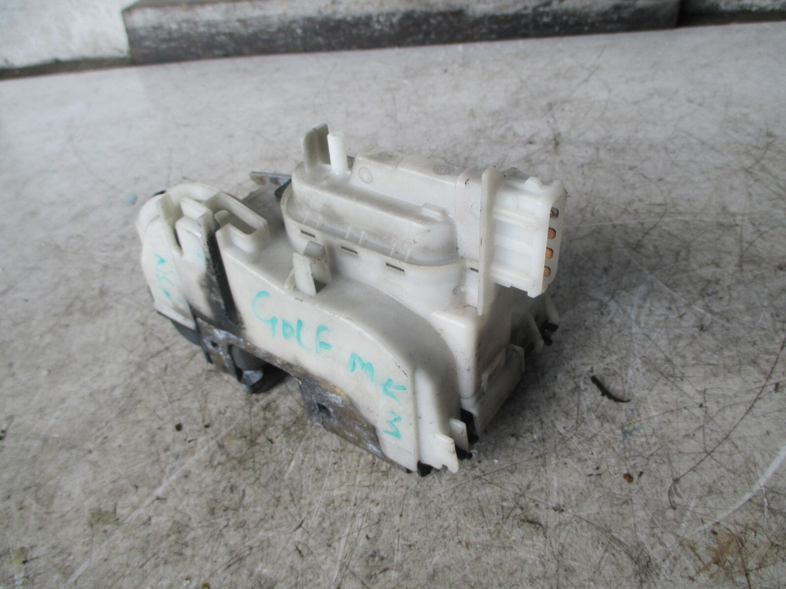 VW VOLKSWAGEN GOLF MK3 NSR PASSENGER SIDE REAR DOOR LOCK