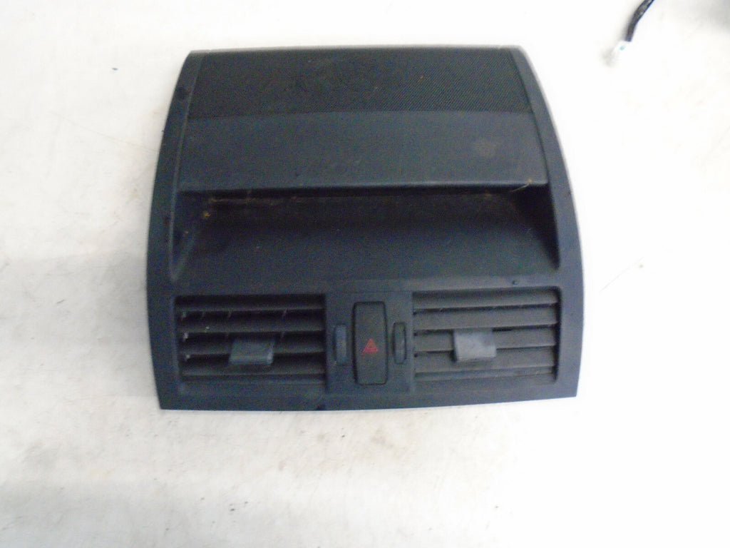 MAZDA 6 2009 MK2 CENTRE DISPLAY SCREEN WITH AIR VENTS & HAZARD SWITCH