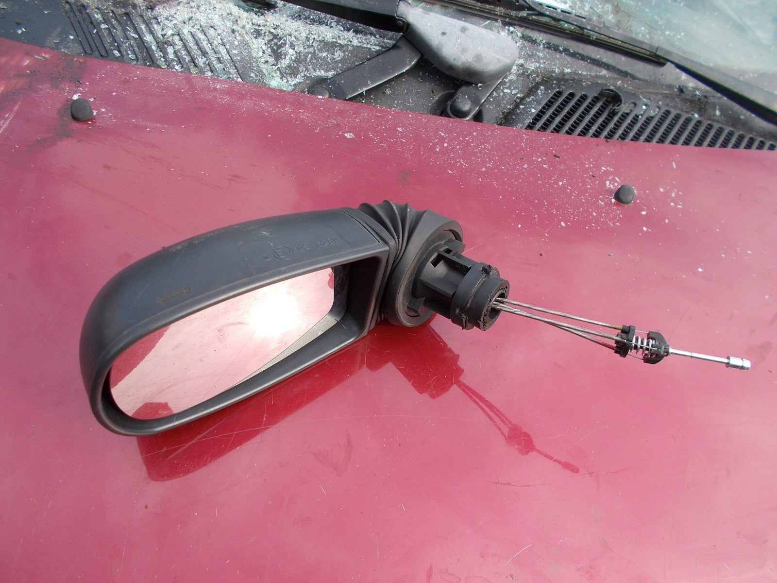FIAT PUNTO NS/ PASSENGER SIDE MANUAL WING MIRROR E11026289