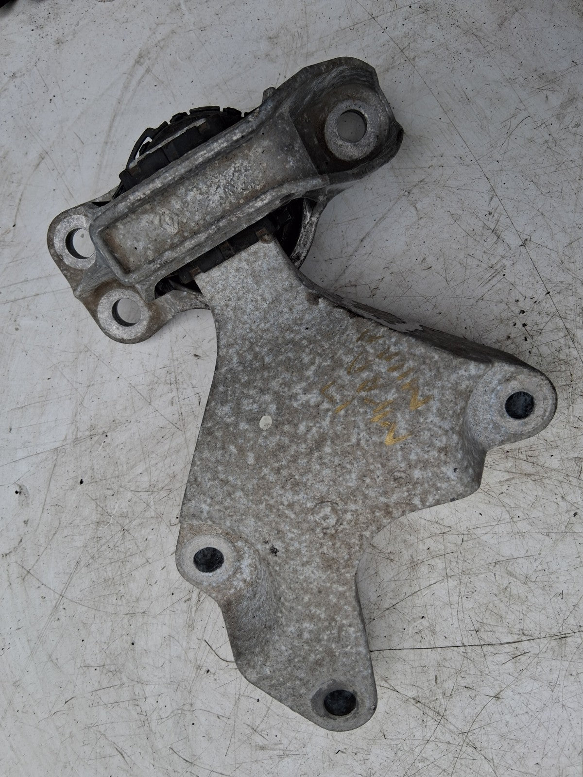 2017 NISSAN MICRA K14 0.9 PETROL OSF DRIVER SIDE FRONT ENGINE MOUNT