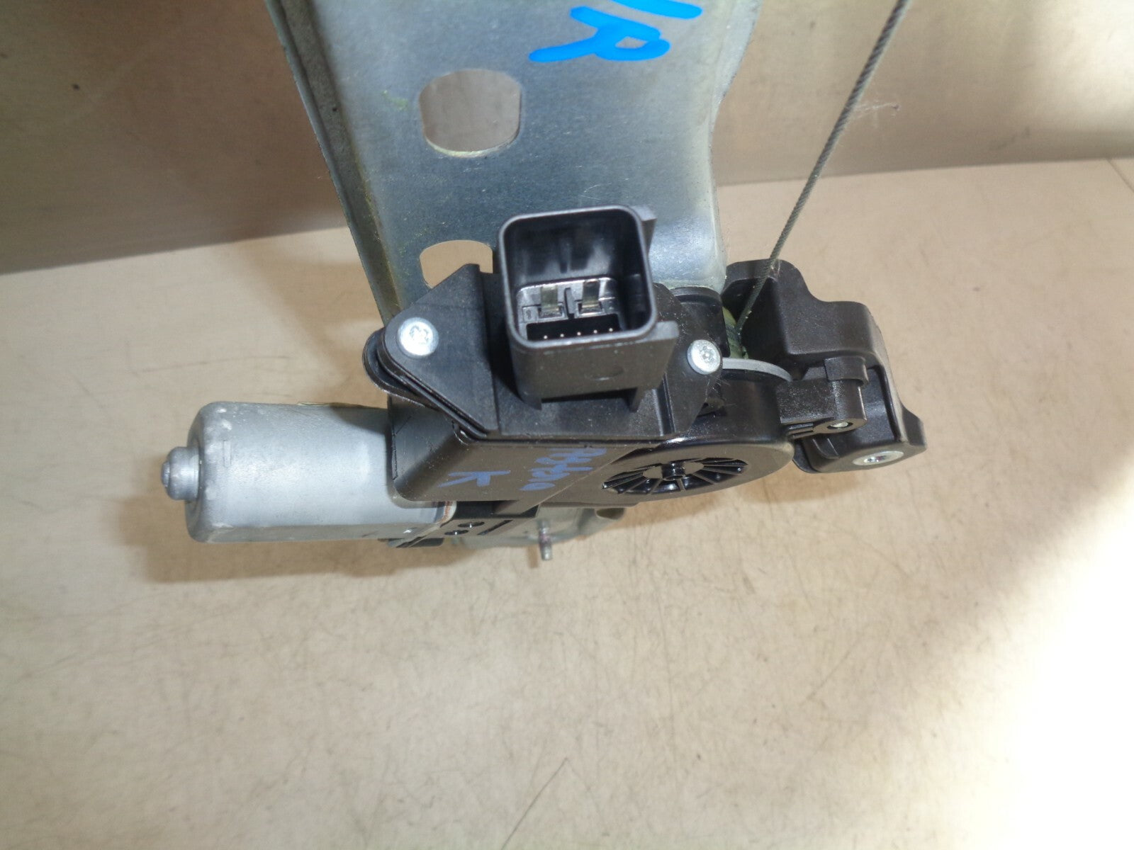 VAUXHALL ASTRA K 2018 OSR DRIVER SIDE REAR WINDOW REGULATOR MOTOR MECHNAISM