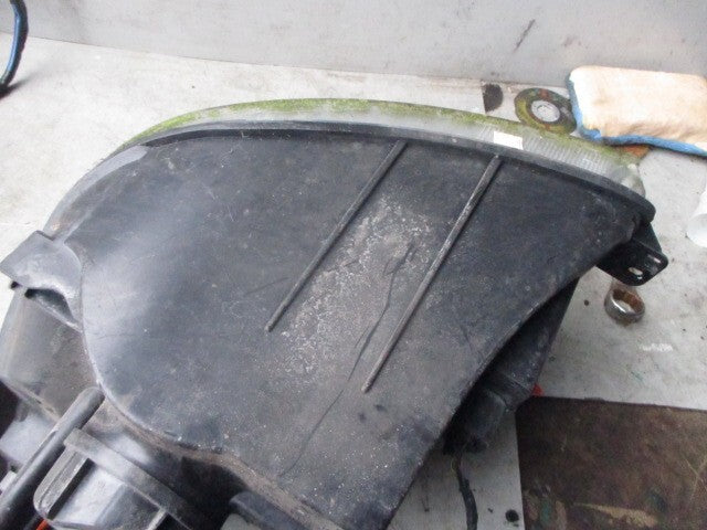 2005 FORD FIESTA OS DRIVER SIDE HEADLIGHT 2S6X13W029BJ