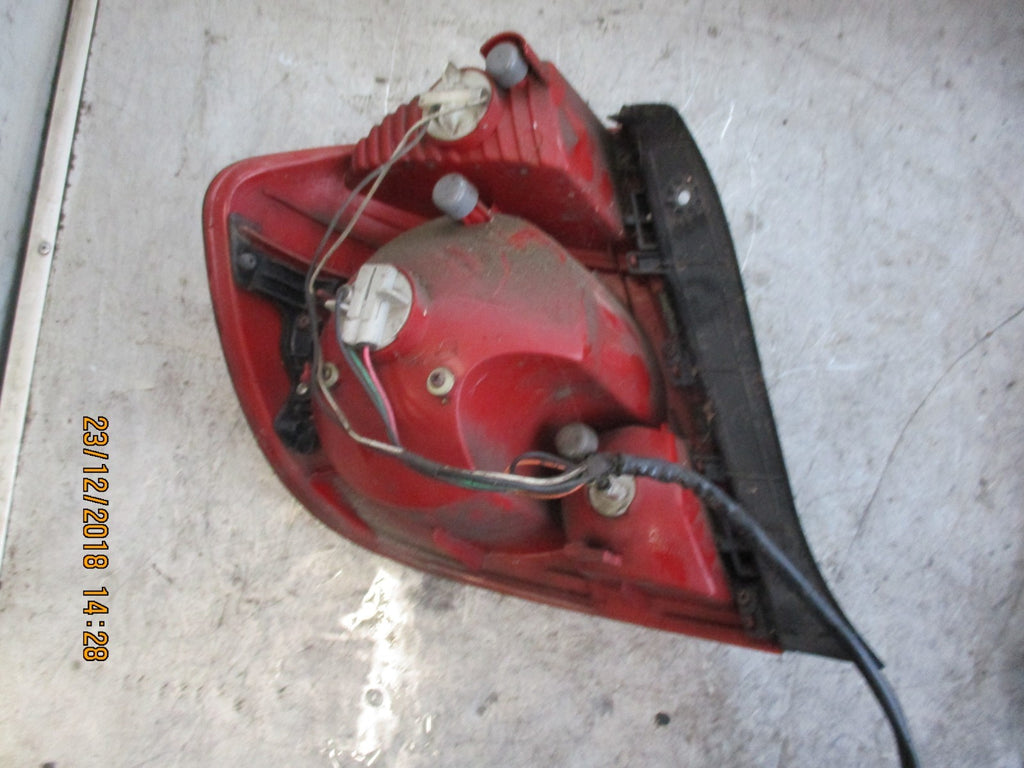 HYUNDAI ACCENT LC NSR PASSENGER SIDE REAR LIGHT