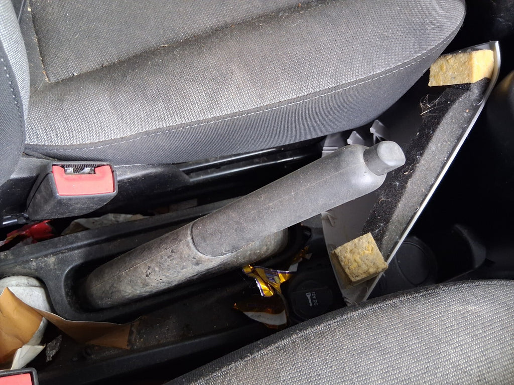 2019 FIAT FIORINO QUBO 1.4 PETROL MANUAL HANDBRAKE PARKING BRAKE LEVER MECHANISM