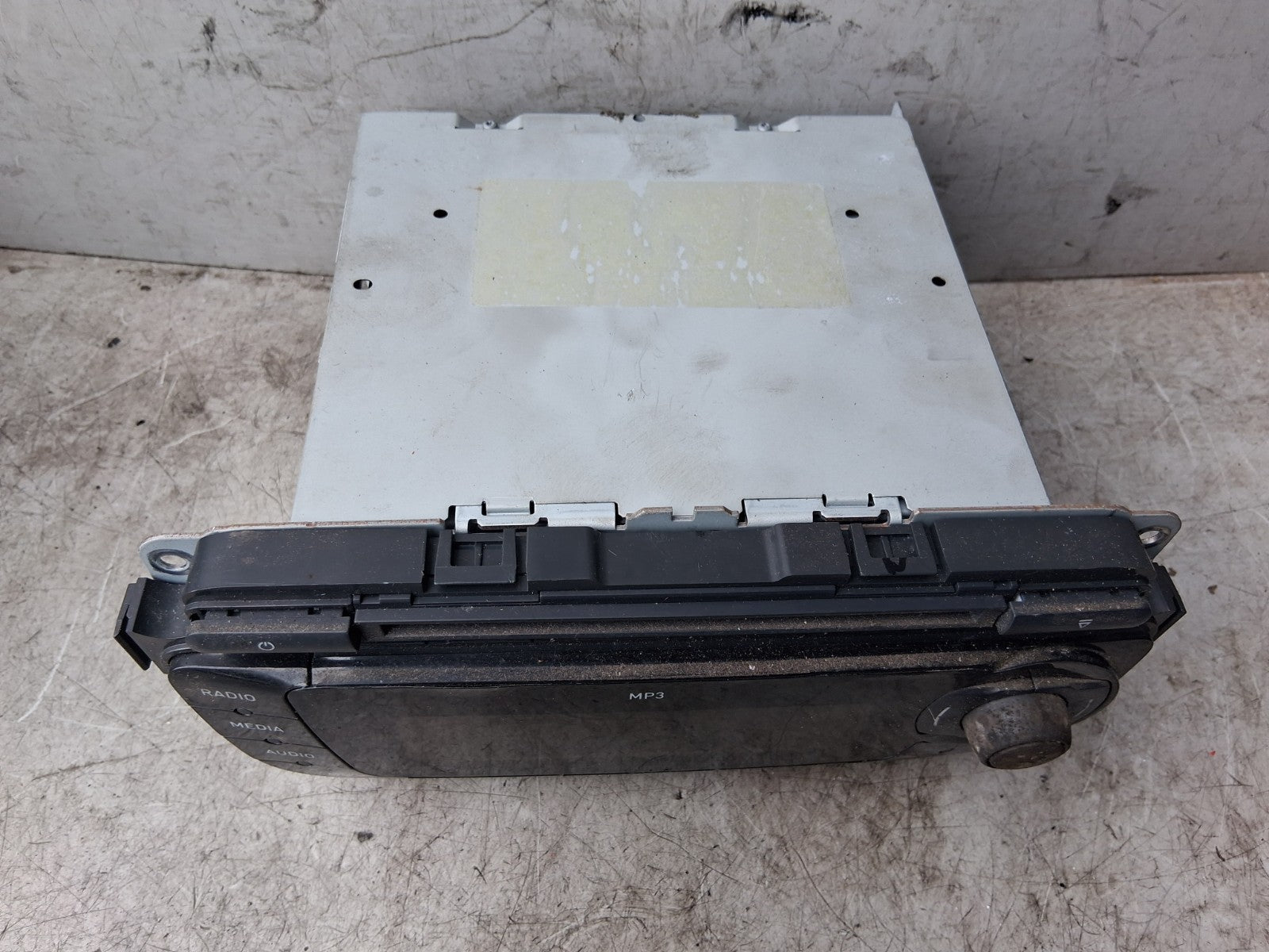 2010 SEAT LEON MK2 RADIO STEREO CD PLAYER HEAD UNIT 1P0035153B NO CODE