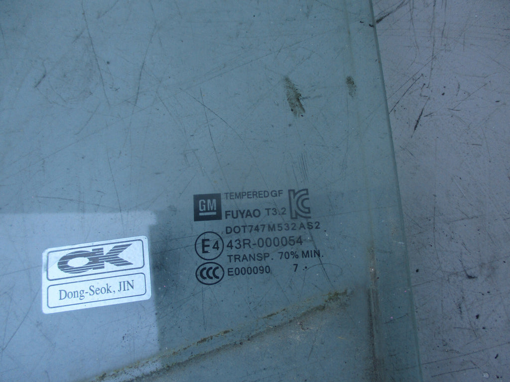 LAND ROVER 2000 NSF PASSENGER SIDE FRONT WINDOW GLASS