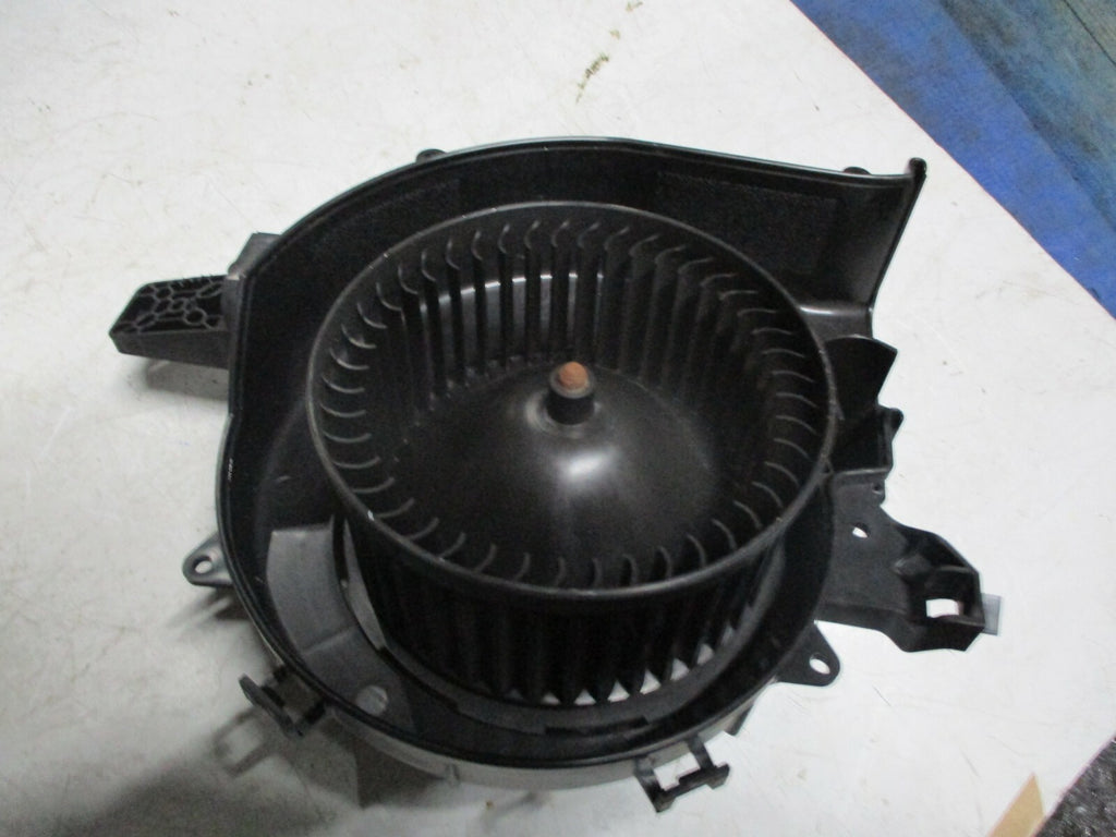 VW VOLKSWAGEN UP 2017 HEATER AIR FAN BLOWER MOTOR ASSEMBLY UNIT 1S2819015B