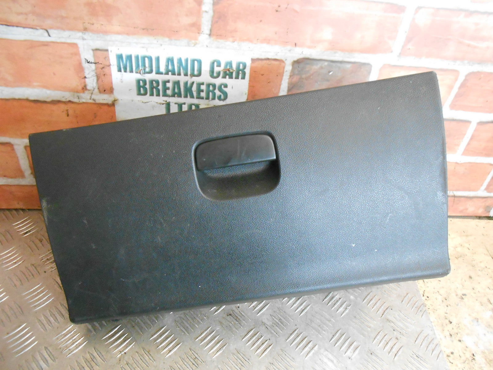 PEUGEOT 308 2013 INTERIOR STORAGE GLOVE BOX CUBBY COMPARTMENT 9661216077