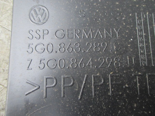 2012 VW GOLF MK7 CENTER ARM REST & REAR TRIM 5G0864298D