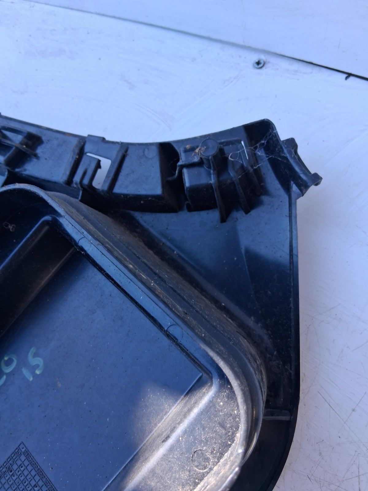 BMW 1 SERIES F20 2015 NSR PASSENGER SIDE REAR LEFT BUMPER BRACKET 51127240956