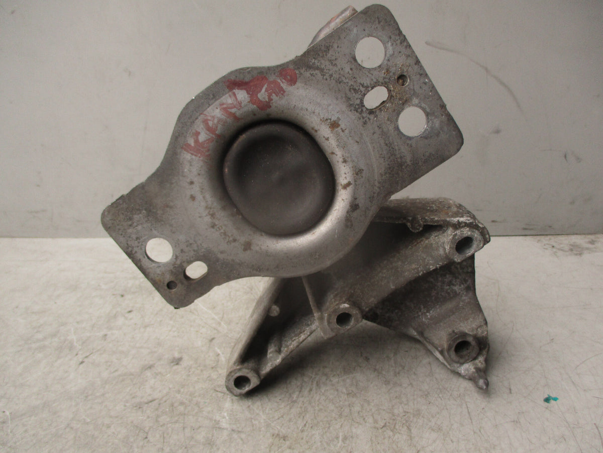 2010 RENAULT KANGOO MK2 1.5 DIESEL OS DRIVER SIDE RIGHT ENGINE MOUNT 8200437464