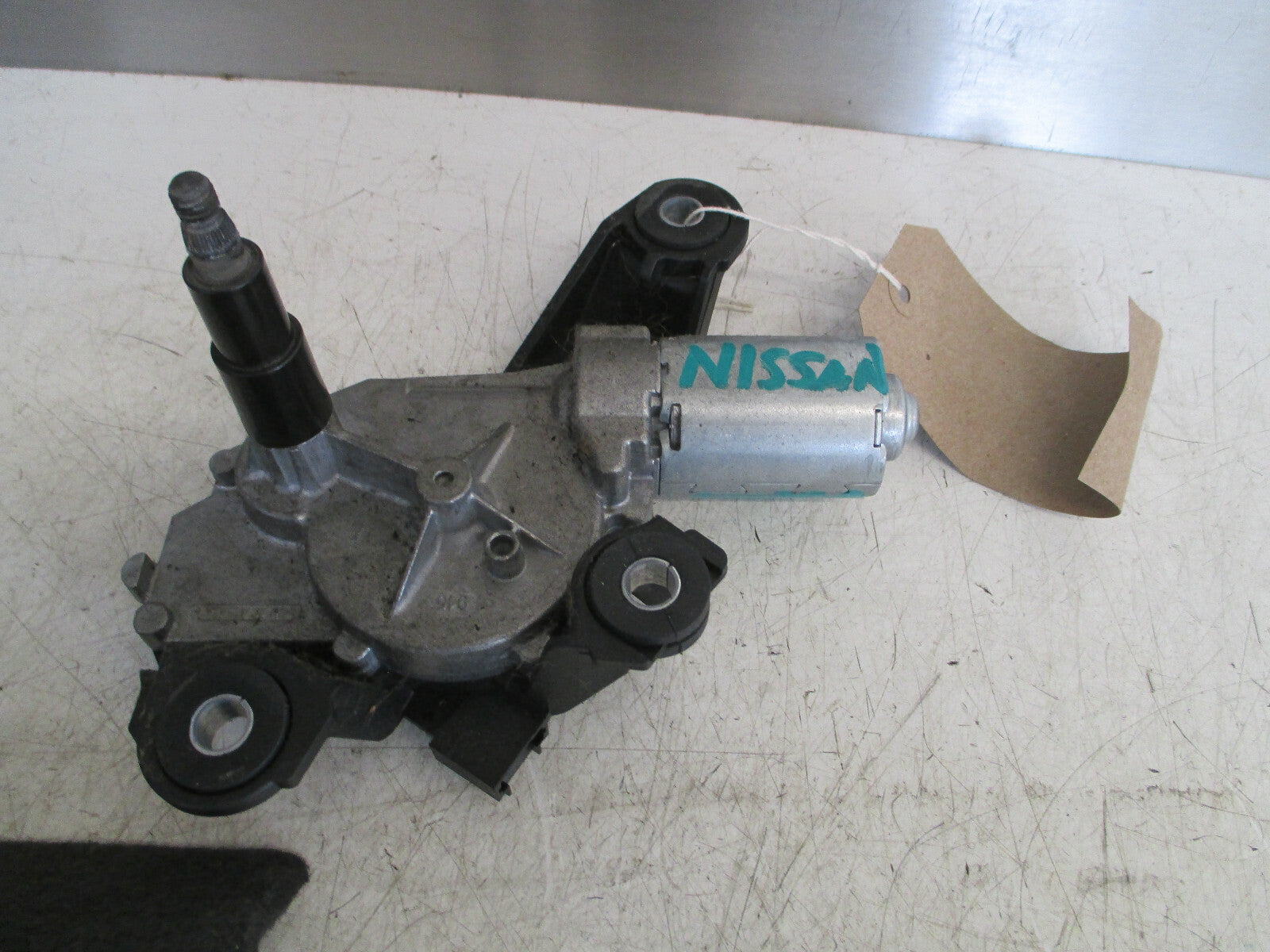 NISSAN QASHQAI J10 MK1 2011 REAR WINDSCREEN WIPER MOTOR 28710JD000