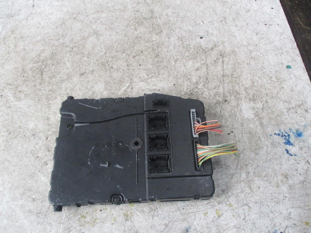 RENAULT MEGANE MK2 2007 BODY MODULE UNIT ECU 8200309690