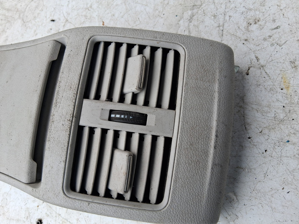 2016 MERCEDES BENZ CLA C117 REAR CENTER CONSOLE BOTH AIRVENTS A2468300502