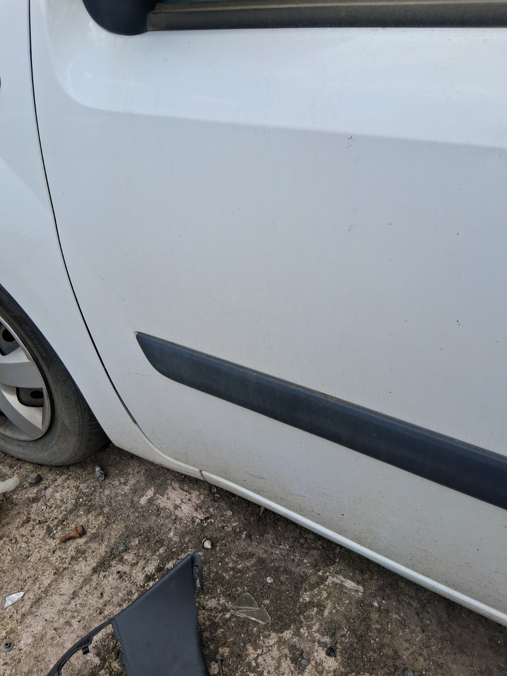 2020 RENAULT KANGOO MK2 NSF PASSENGER SIDE FRONT LEFT BARE DOOR WHITE