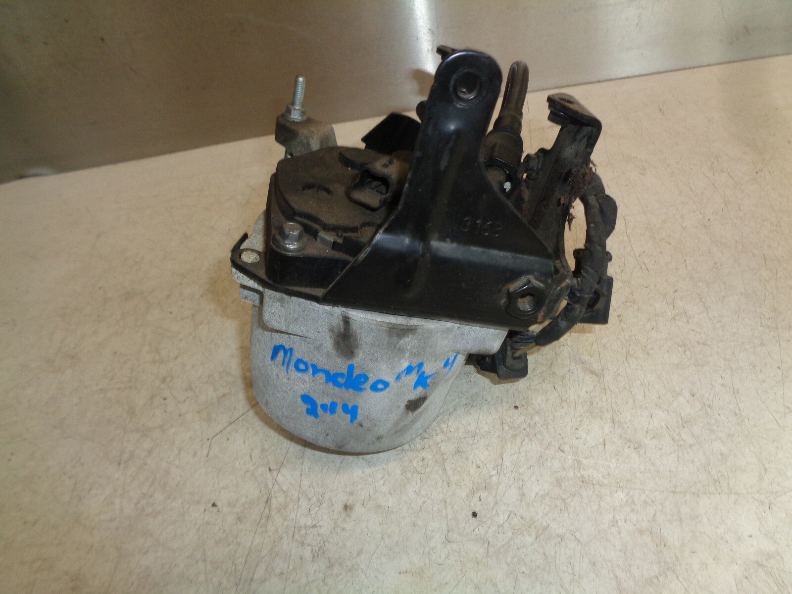 FORD MONDEO MK4 2014 1.6 TDCI DIESEL FUEL FILTER HOUSING
