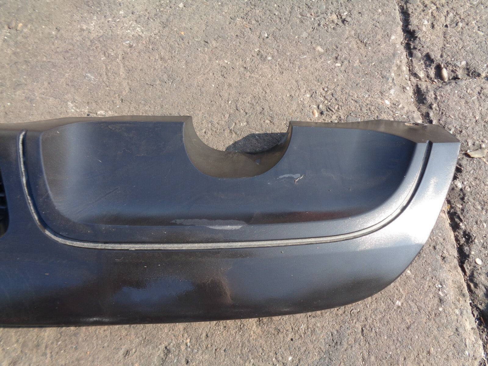 RENAULT WIND 2011 REAR BUMPER LOWER BOTTOM PLASTIC TRIM DIFFUSER SPLITTER