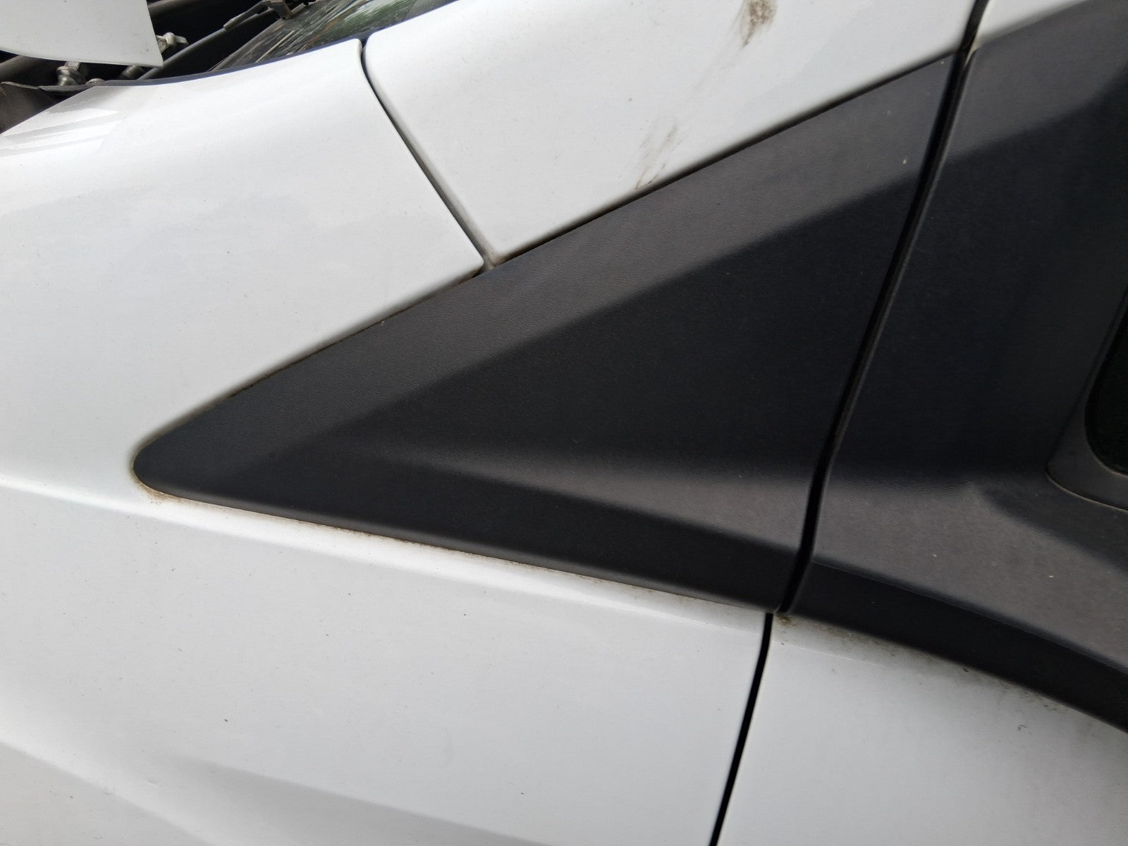 2015 FORD TRANSIT COURIER MK1 NSF PASSENGER FRONT WING TRIM BLACK