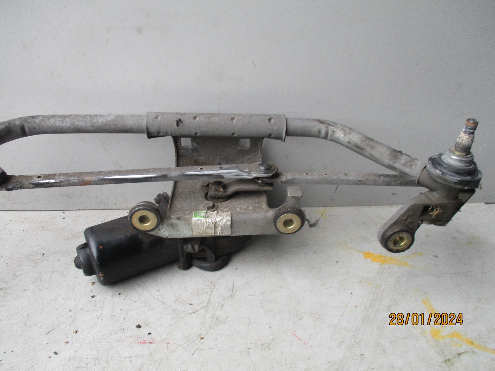 PEUGEOT EXPERT MK1 2004 FRONT WINDSCREEN WIPER MOTOR & LINKAGES