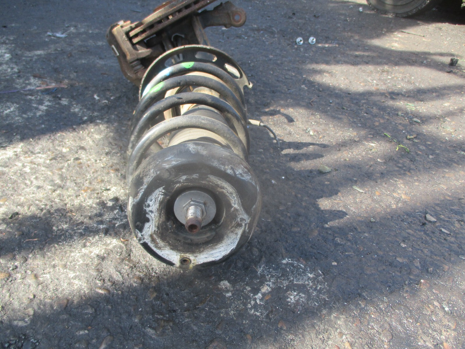 2011 CITROEN DS3 OSF DRIVER SIDE FRONT WHEEL HUB SUSPENSION SHOCK LEG 9671325880