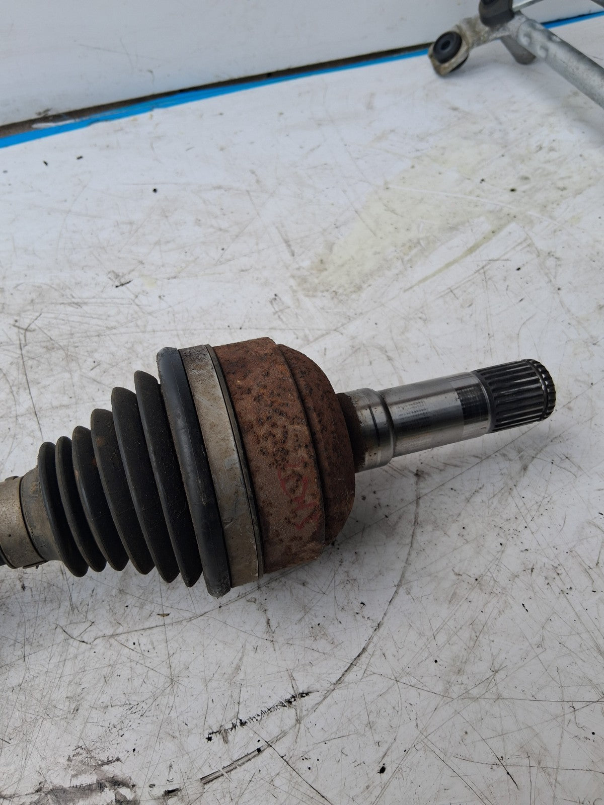 2015 VAUXHALL ASTRA J DRIVESHAFT 13335142