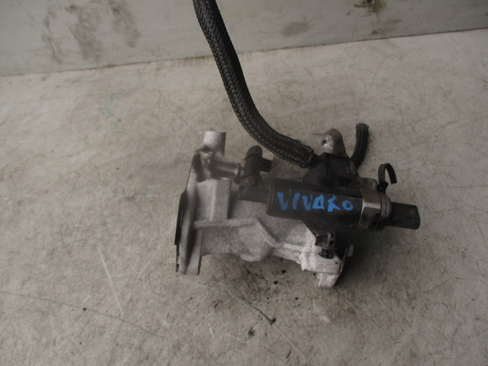 2020 VAUXHALL VIVARO MK3 1.5 DIESEL EGR VALVE PIPE HOUSING 9821154280