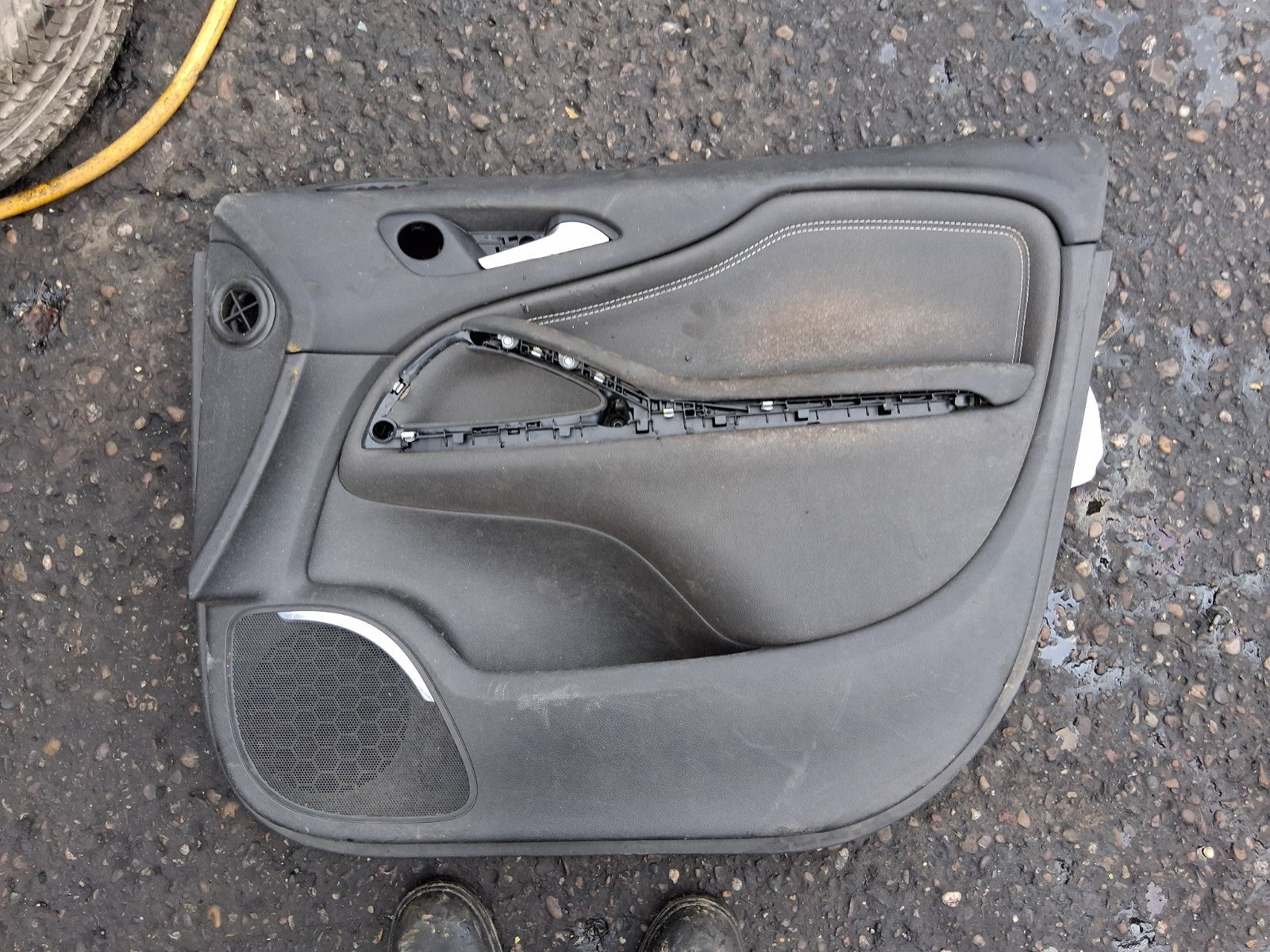 2018 VAUXHALL ZAFIRA C OSF DRIVER SIDE FRONT RIGHT DOOR CARD PANEL 1902754