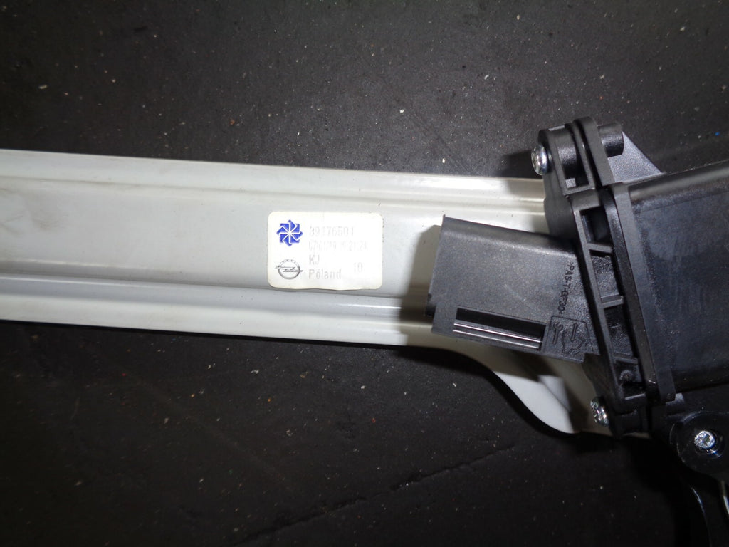 VAUXHALL INSIGNIA 2019 O/S/F DRIVER SIDE FRONT WINDOW MOTOR & REGULATOR 39176501