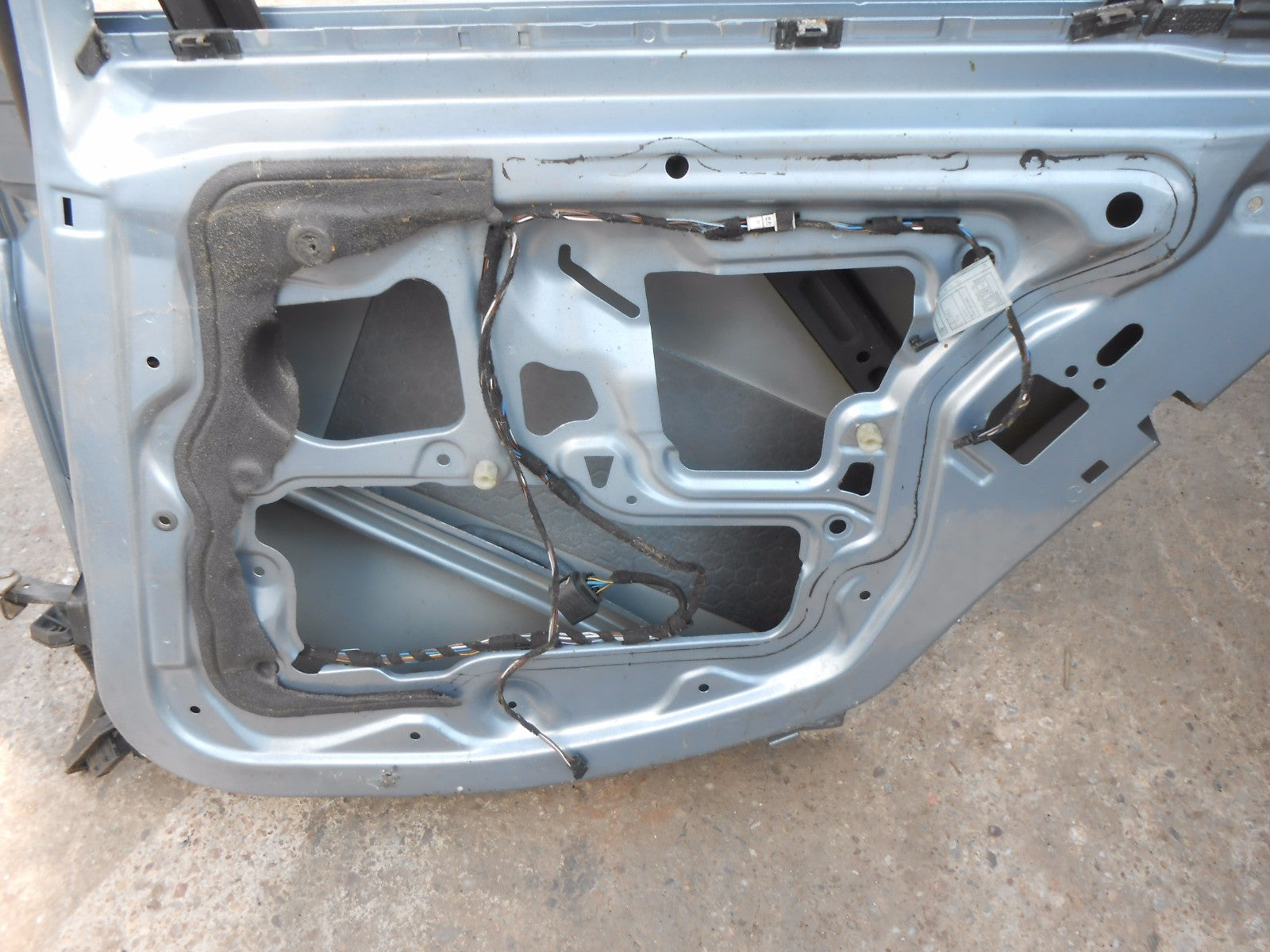 BMW 3 SERIES E90 2009 OSR DRIVER SIDE REAR BARE DOOR SHELL 896/5 BLUEWATER MET