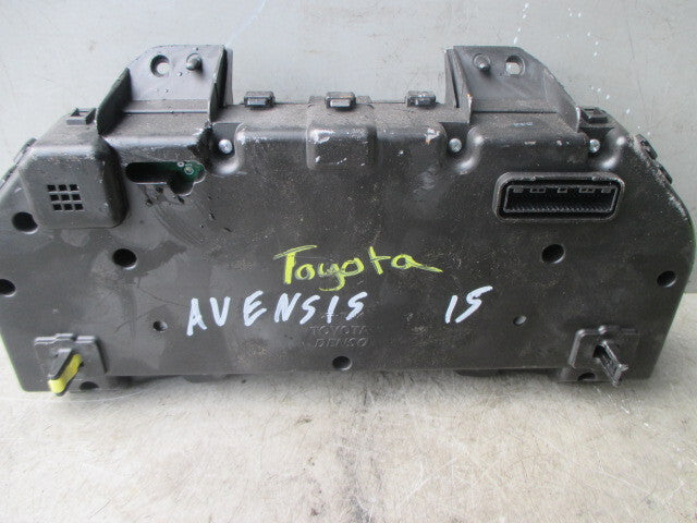 TOYOTA AVENSIS SALOON T270 2015 SPEEDOMETER INSTRUMENT CLUSTER 8380005Q40