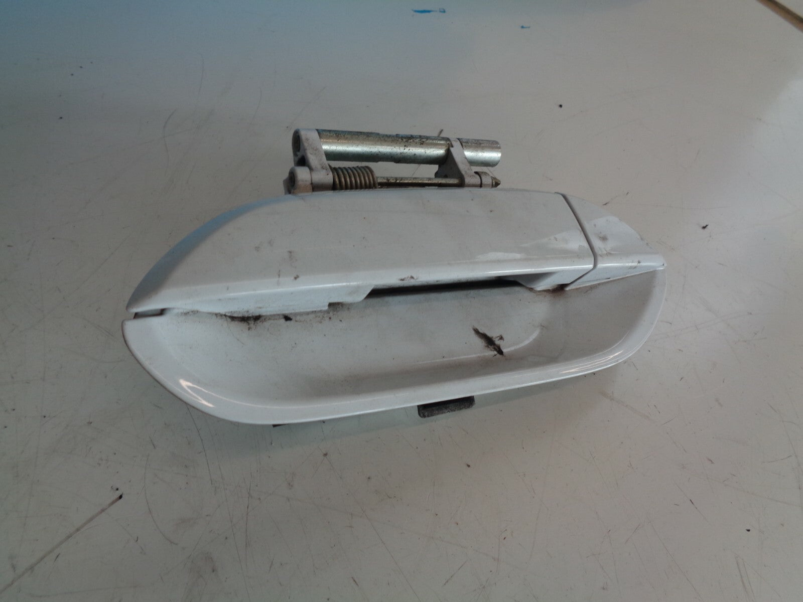 HONDA INSIGHT 2011 NSR PASSENGER SIDE REAR DOOR EXTERIOR HANDLE WHITE