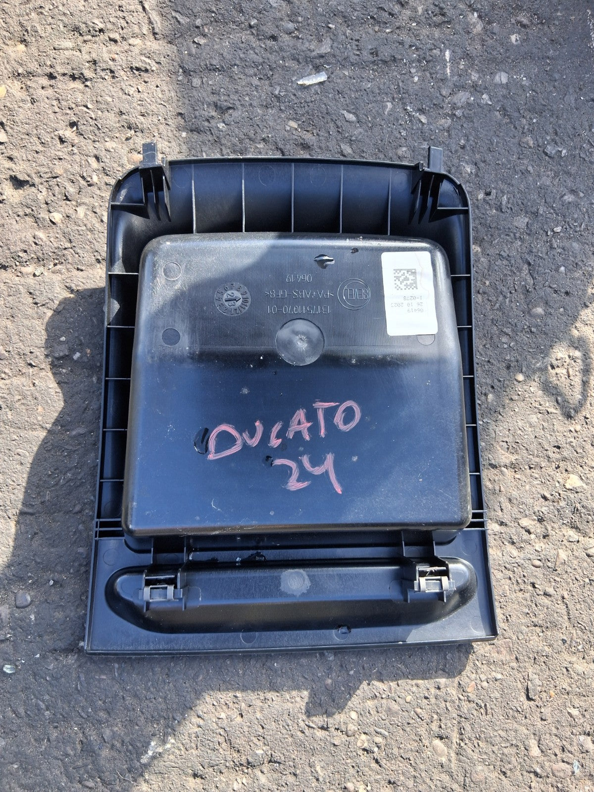2024 FIAT DUCATO MK3 FACELIFT JUMPER SHELF STORAGE COMPARTMENT BOARD 1317511070