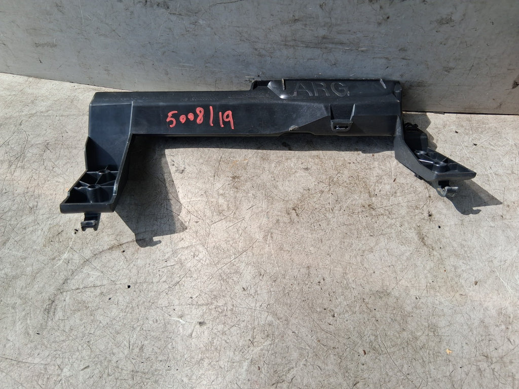 2019 PEUGEOT 5008 MK2 NSR REAR PASSENGER SIDE DOOR CARD BRACKET 9814467380