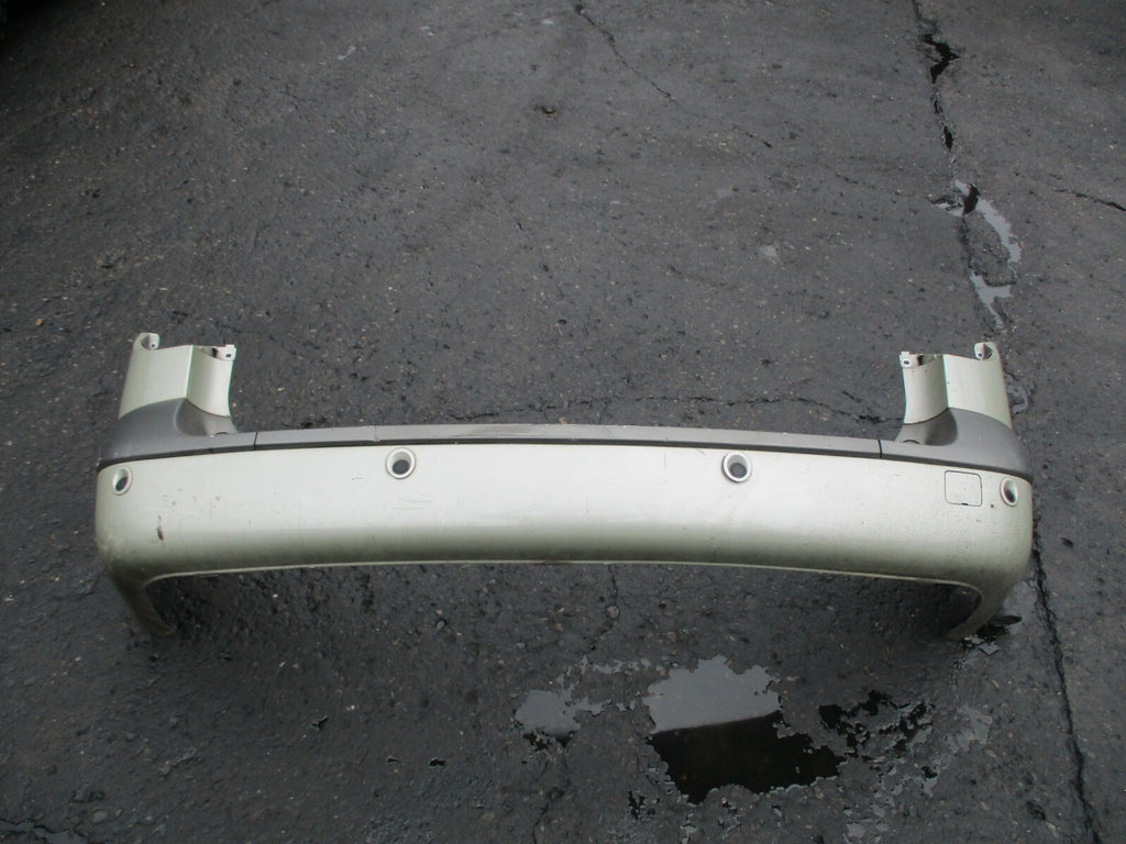 RENAULT LAGUNA MK2 ESTATE COMPLETE REAR BUMPER LIGHT GREEN