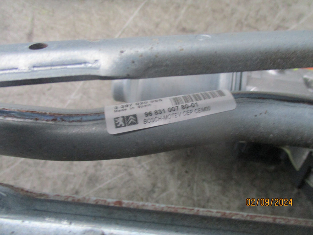 2014 CITROEN BERLINGO FRONT WIPER MOTOR 9683100780-01