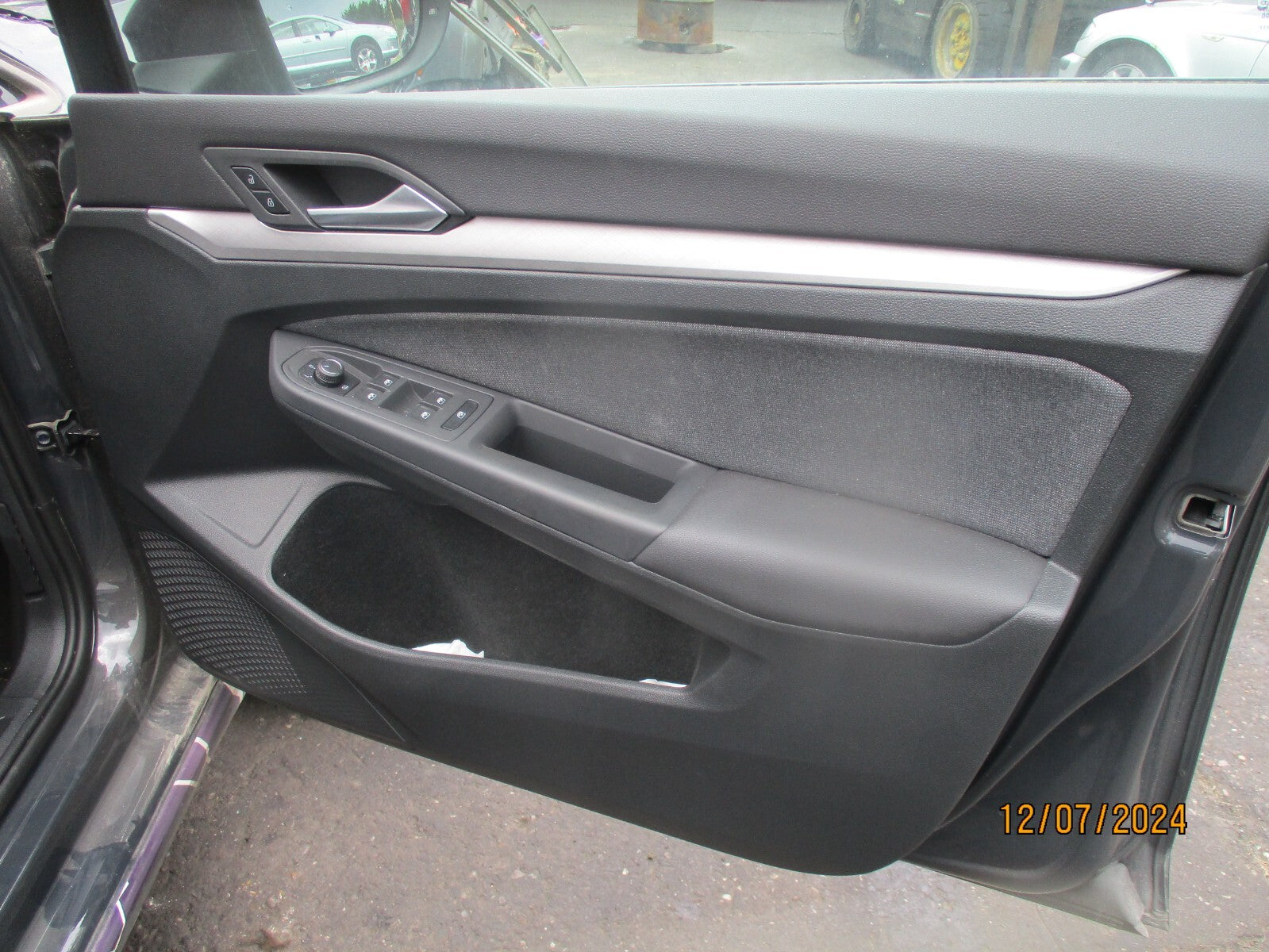 2023 VW VOLKSWAGEN GOLF MK8 HATCHBACK OSF DRIVER SIDE FRONT DOOR CARD PANEL