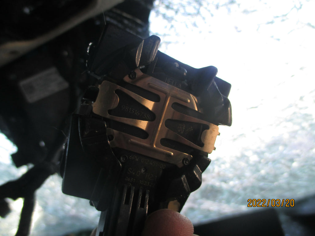 CITROEN C4 2021 FRONT INTERIOR WINDSCREEN RAIN SENSOR 9813167380