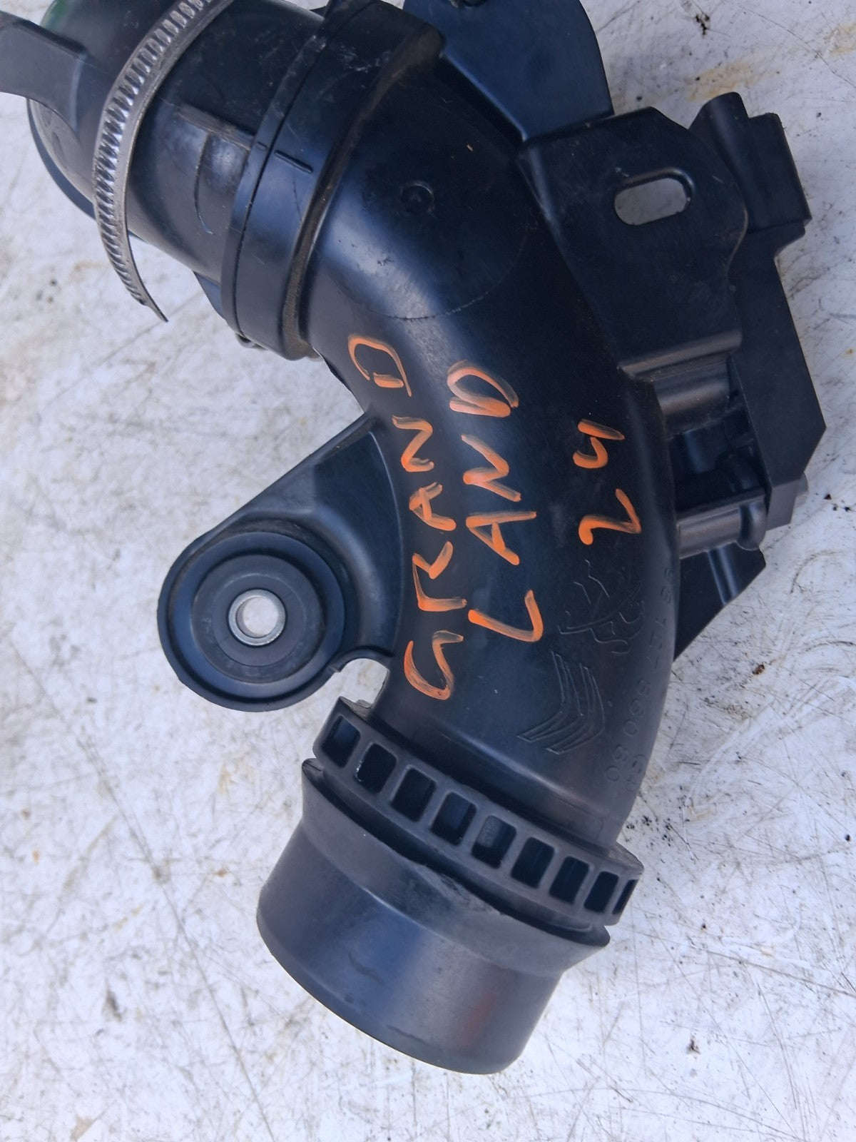 2024 VAUXHALL GRANDLAND 1.2 PETROL AIR INTAKE HOSE PIPE 9841609380