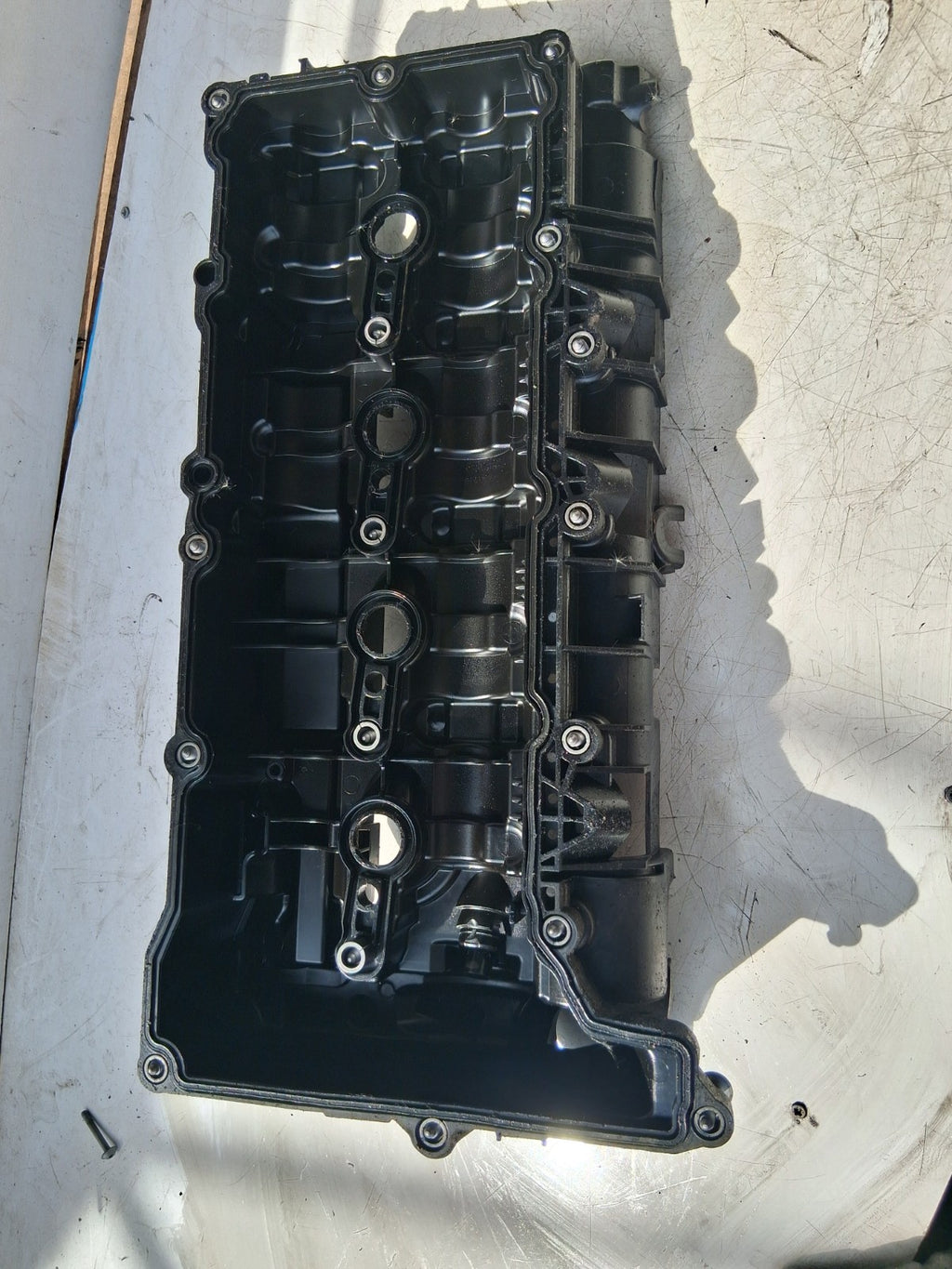 2018 BMW X1 F48 2.0 DIESEL ROCKER COVER 8579961