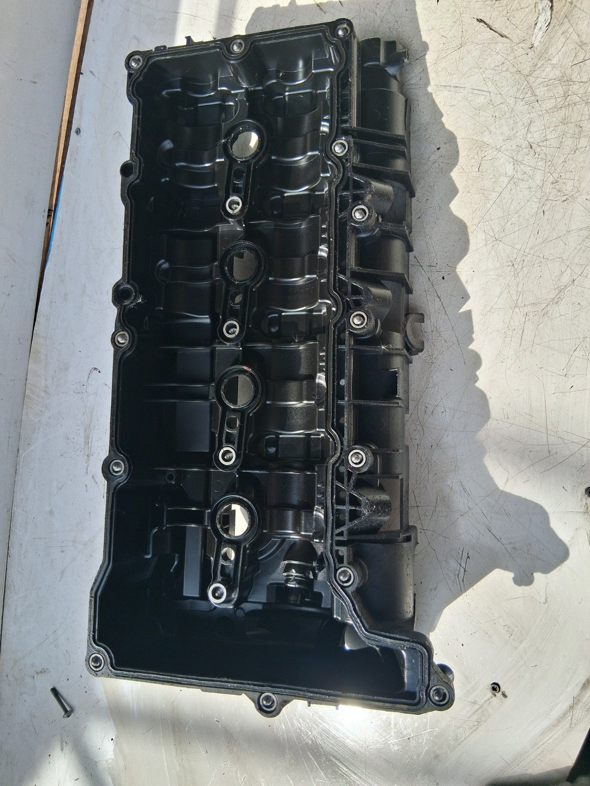 2018 BMW X1 F48 2.0 DIESEL ROCKER COVER 8579961