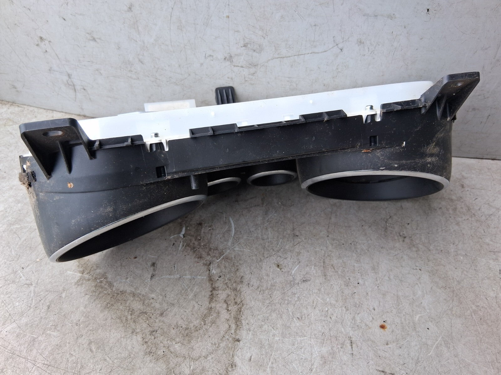 2012 VAUXHALL ASTRA J SPEEDOMETER CLUSTER SURROUND TRIM PANEL 13356300