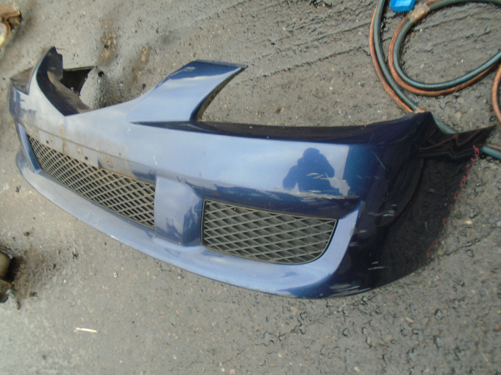 MAZDA PREMACY 2003 FRONT COMPLETE BUMPER BLUE