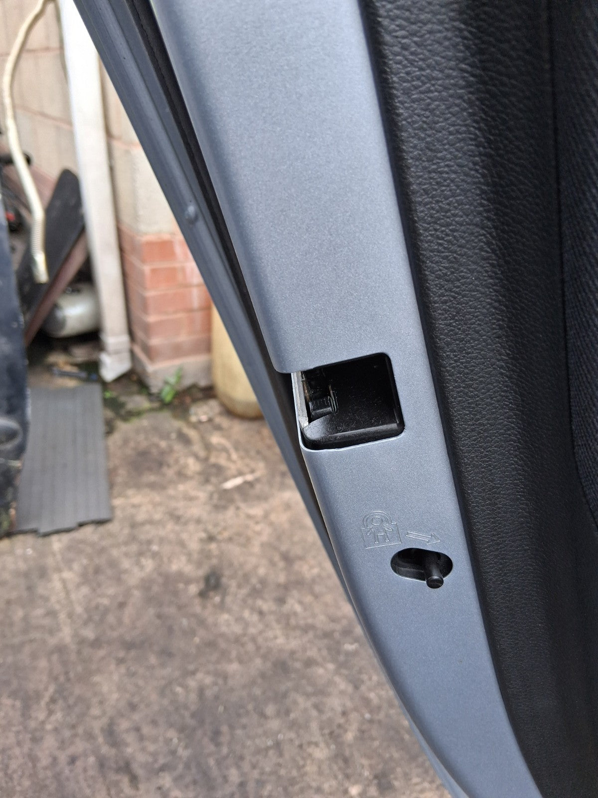 2019 VAUXHALL ASTRA K NSR PASSENGER SIDE REAR LEFT DOOR LOCK MECHANISM