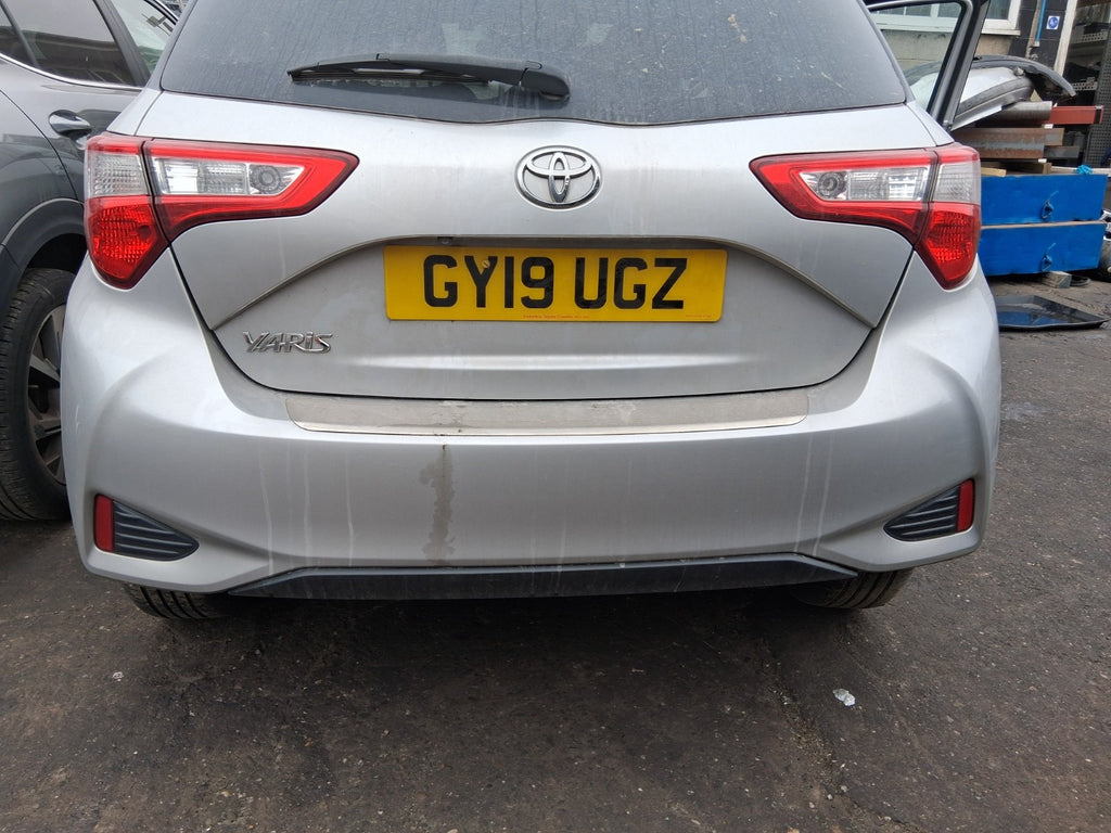 TOYOTA YARIS MK3 2019 FACELIFT REAR COMPLETE BUMPER GREY 2SN
