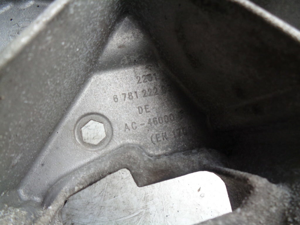BMW 5 SERIES F10 F11 M SPORT GEARBOX MOUNT BRACKET 678122203
