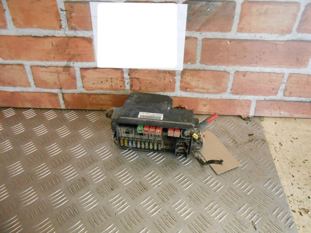 BMW MINI R52 2006 COOPER S 2006 1.6 (W11B16A) UNDER BONNET FUSE BOX 69066502