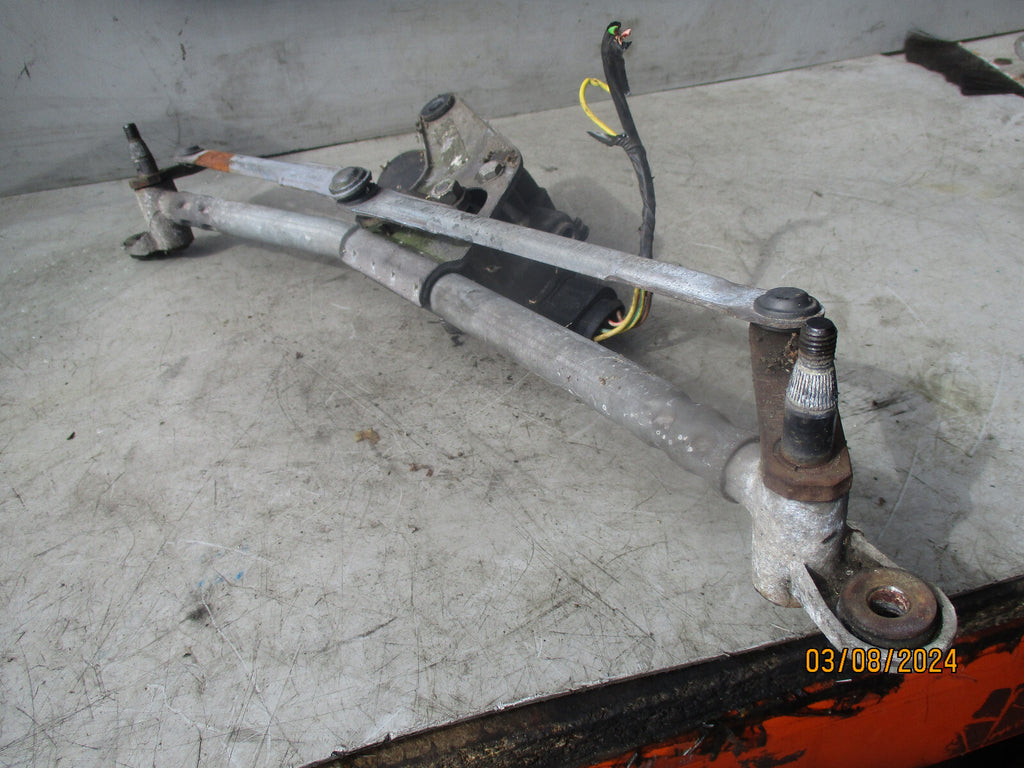 2005 SMART RODSTER 452 FRONT WINDSCREEN WINDOW WIPER MOTOR