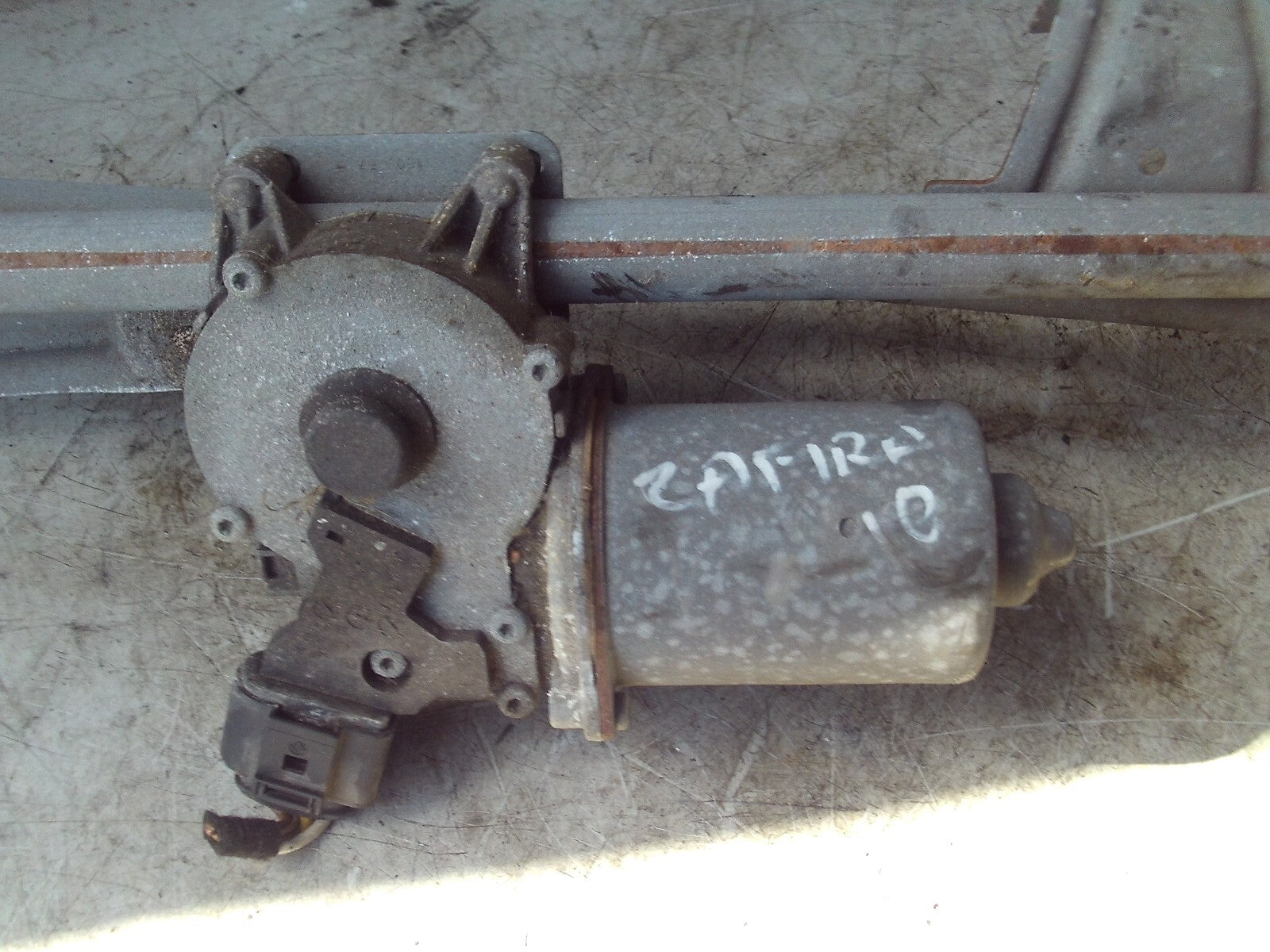 2010 VAUXHALL ZAFIRA FRONT WIPER MOTOR  40497712V