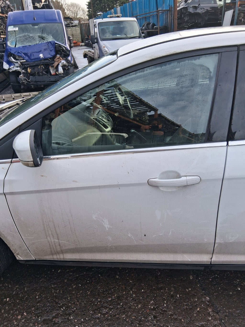 2013 FORD FOCUS MK3 HATCHBACK NSF PASSENGER SIDE FRONT LEFT BARE DOOR WHITE Z2