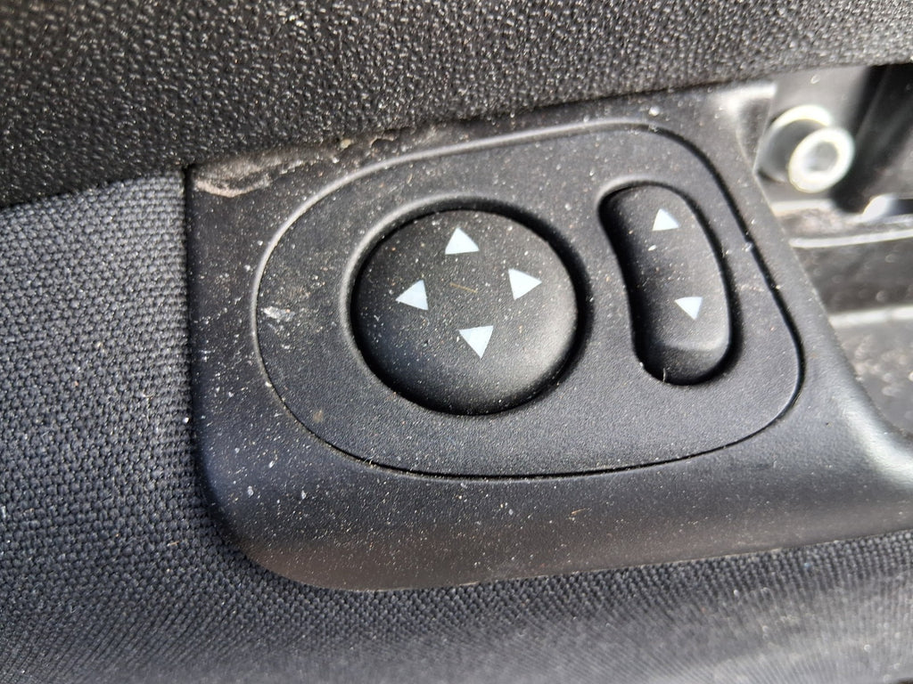 2025 FIAT 500 MHEV ELECTRIC MIRROR CONTROL SWITCH BUTTON